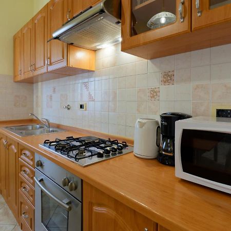 Apartments Belvedere By Rent Istria Plovanija Bagian luar foto