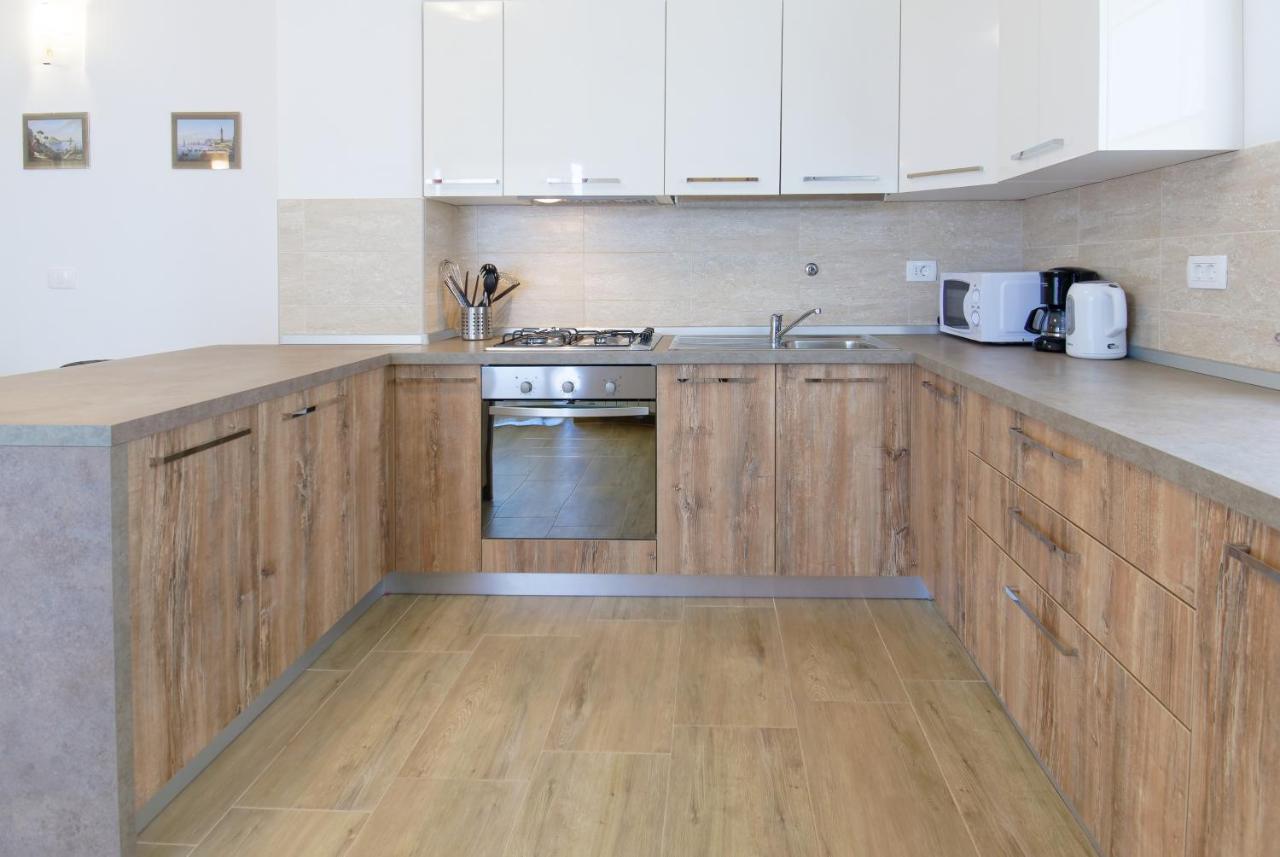 Apartments Belvedere By Rent Istria Plovanija Bagian luar foto