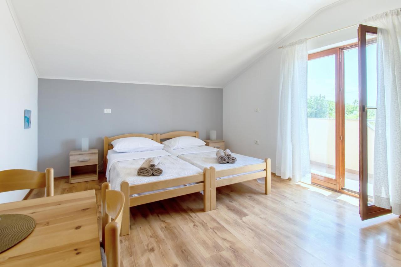 Apartments Belvedere By Rent Istria Plovanija Bagian luar foto