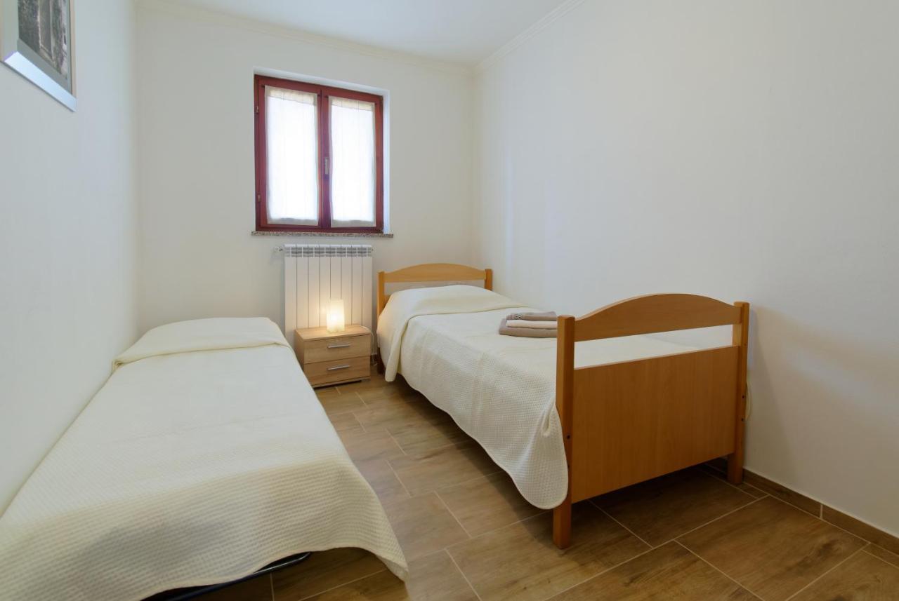 Apartments Belvedere By Rent Istria Plovanija Bagian luar foto
