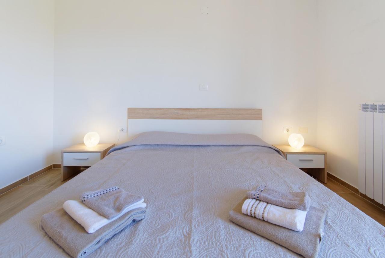 Apartments Belvedere By Rent Istria Plovanija Bagian luar foto