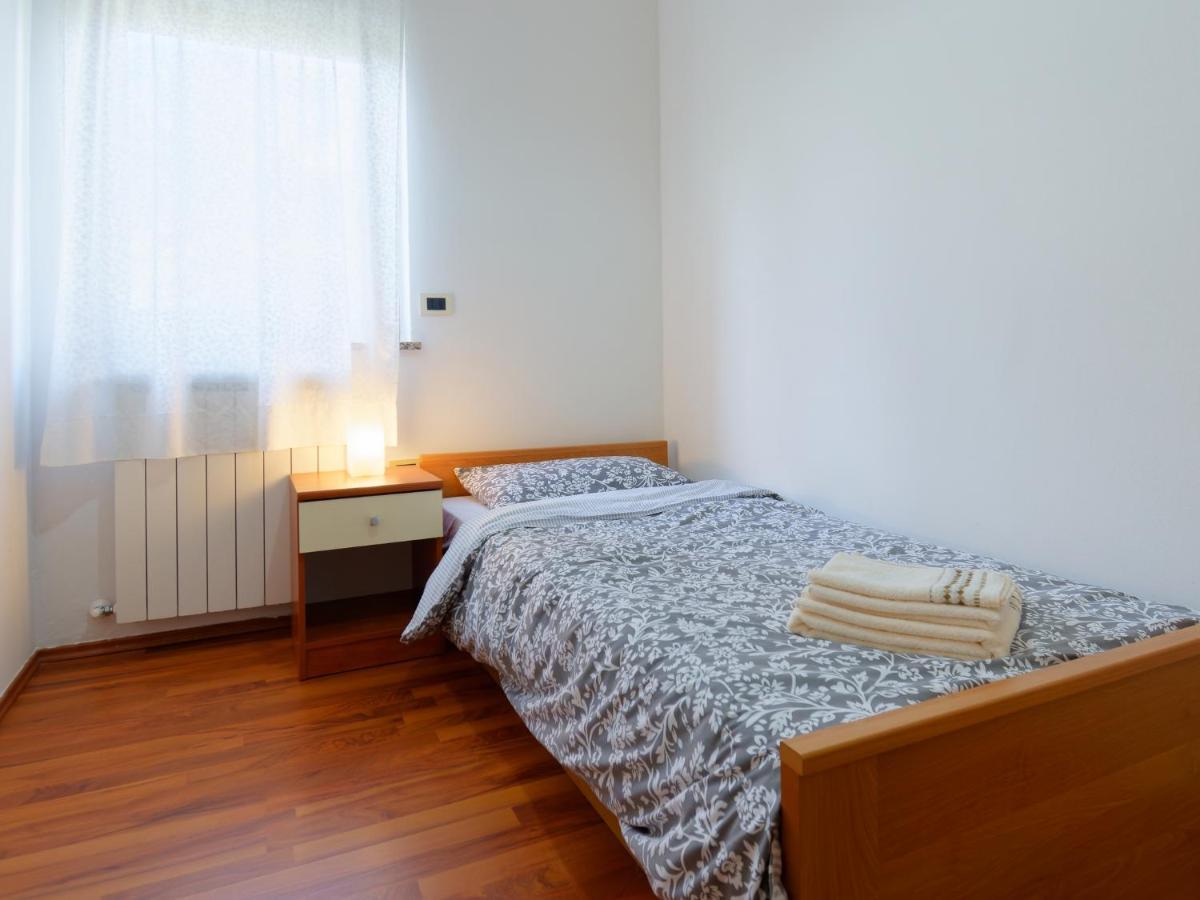 Apartments Belvedere By Rent Istria Plovanija Bagian luar foto